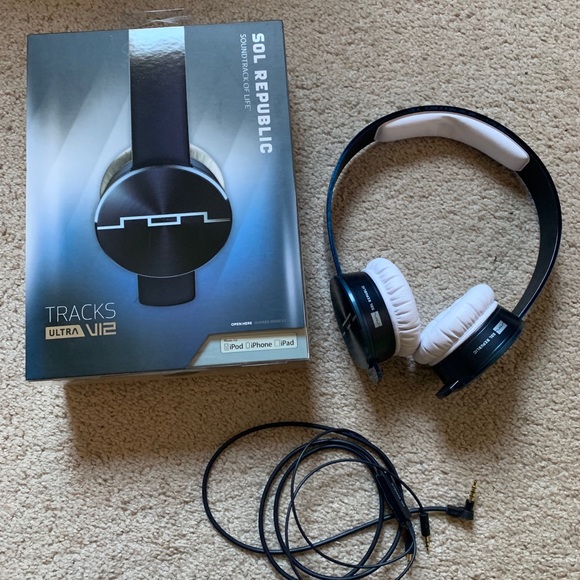 Sol Republic V12 SOL REPUBLIC TRACKS ULTRA V12 SOL REPUBLIC、最